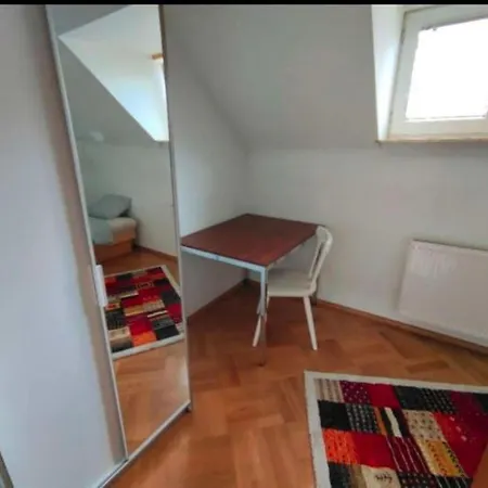 Appartement Comfortable House With Two Floors