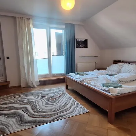 Appartement Comfortable House With Two Floors