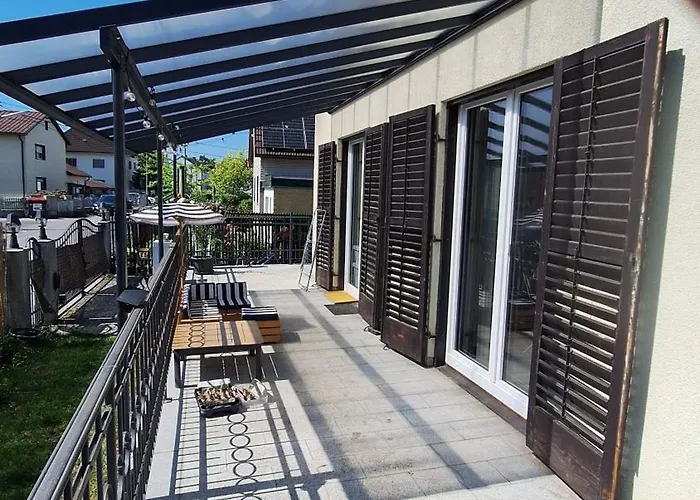 Comfortable House With Two Floors * Linz