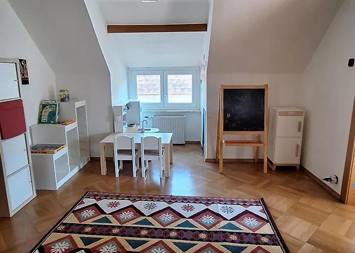 Lägenhet Comfortable House With Two Floors Linz