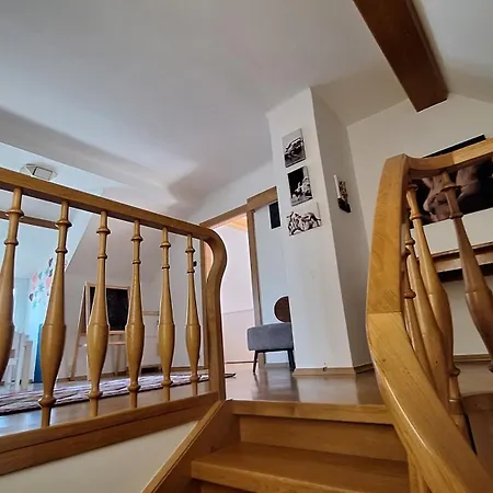 Апартаменты Comfortable House With Two Floors Линц
